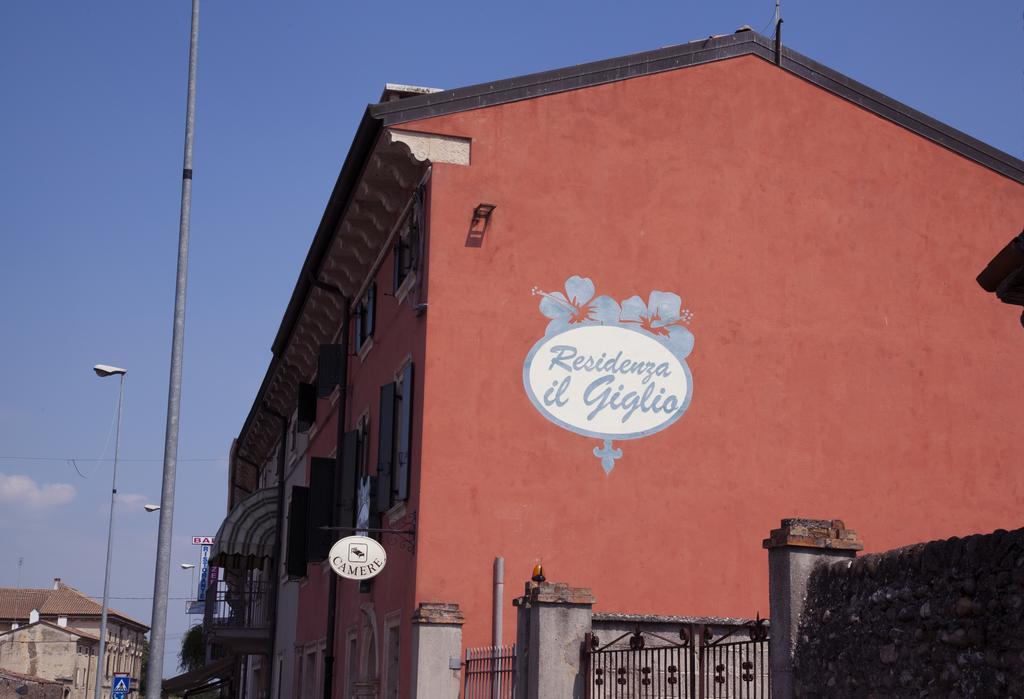Bed and Breakfast Residenza Il Giglio Mozzecane Exterior foto