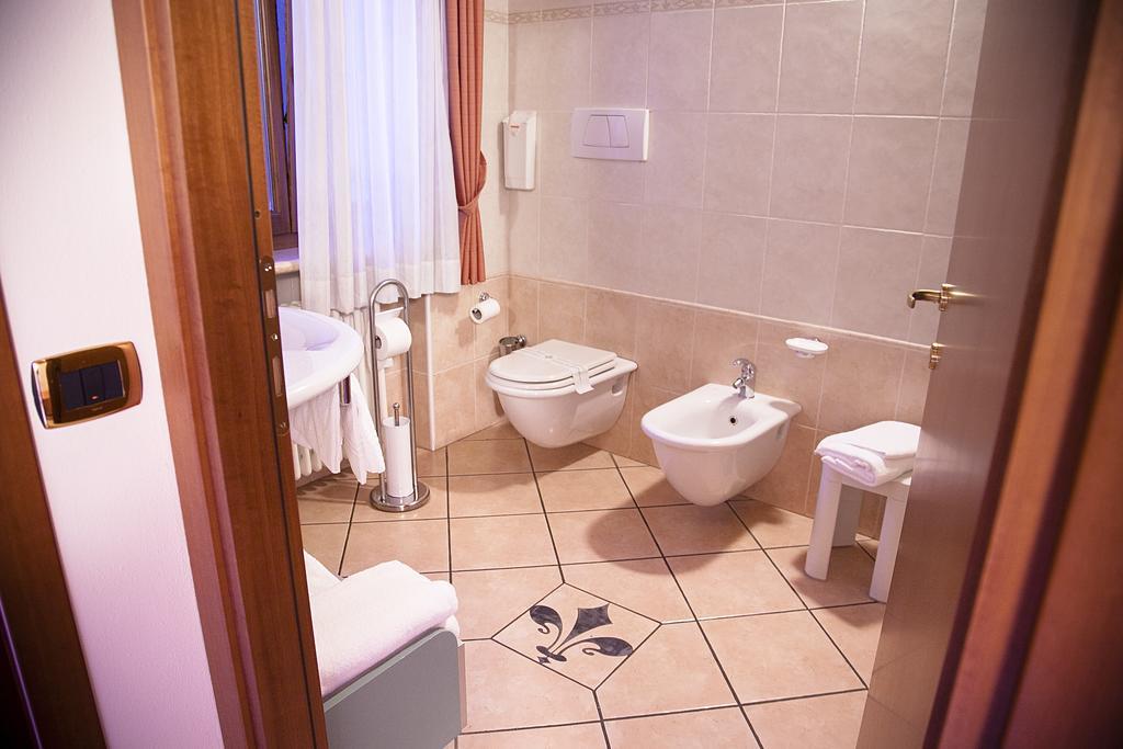 Bed and Breakfast Residenza Il Giglio Mozzecane Exterior foto
